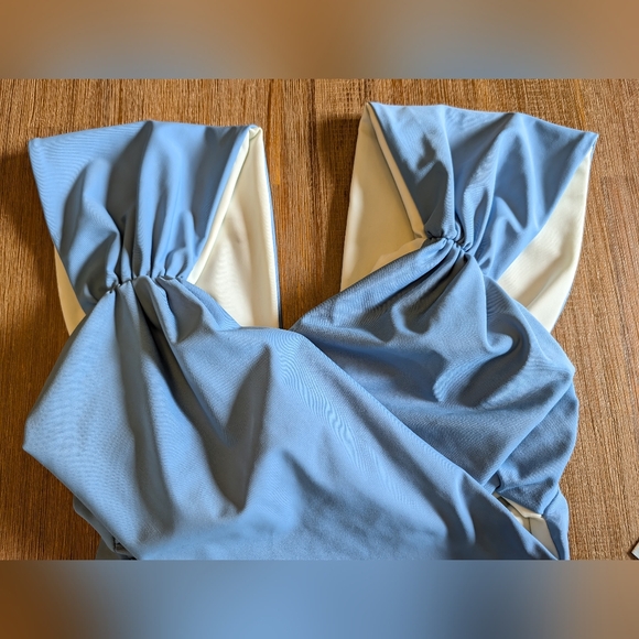 JUAN D DIOS Swimear One Piece Gathered Wrap Cut-Out Blue & White Swimsuit Size 2 - Picture 4 of 11
